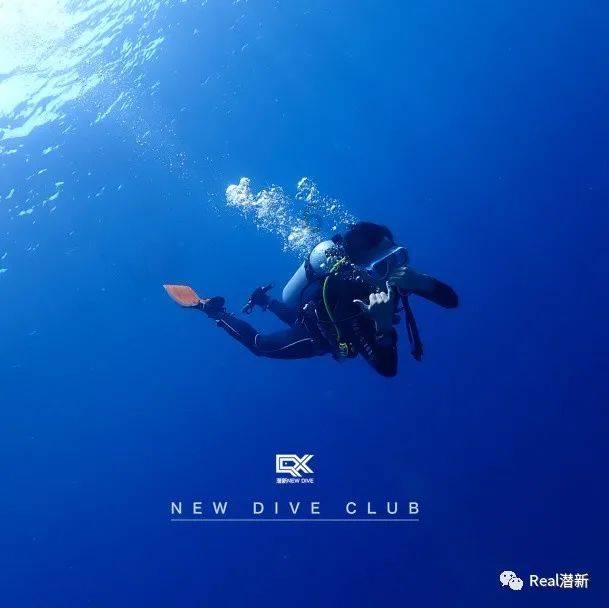 66岁巩汉林怀念赵丽蓉，为了捧儿子出道、带老婆演戏开始卖情怀